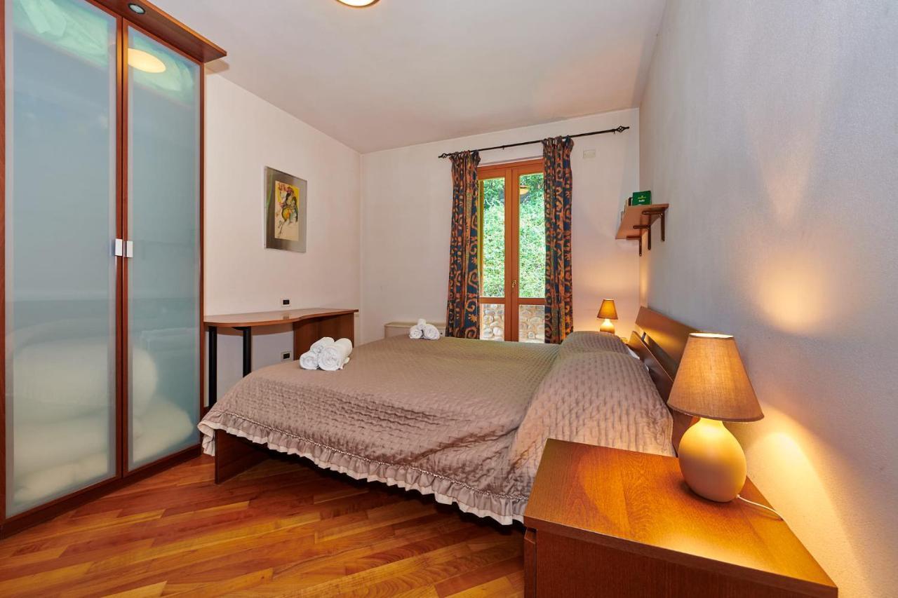 Apartmentsgarda - Baia D'Argento Residence Costermano Bagian luar foto