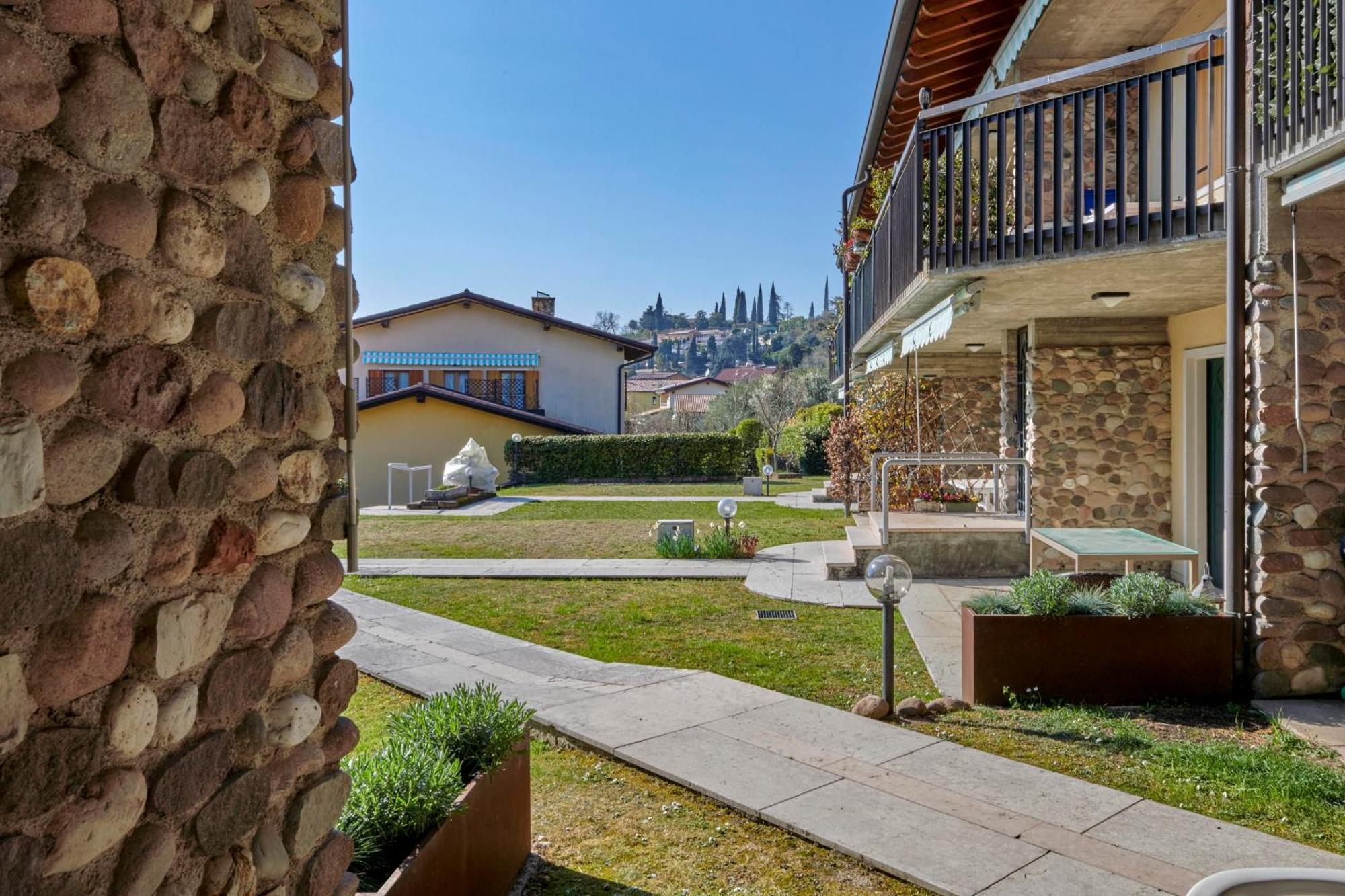 Apartmentsgarda - Baia D'Argento Residence Costermano Bagian luar foto